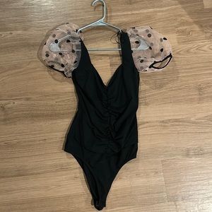 Puff sleeve body suit